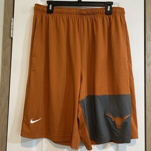 NIKE Texas Longhorns Football On Field Shorts Mens XL Grey Orange Basketball